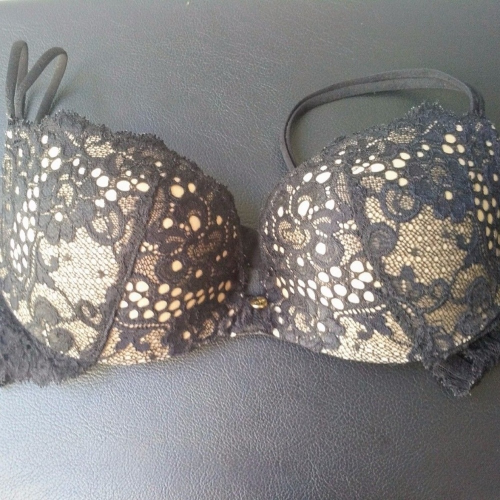 Victoria's Secret "Very Sexy" 32B